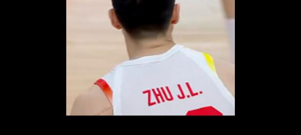 三亿体育体育入口-东道主表现出色，本土球员闪光夺目的简单介绍