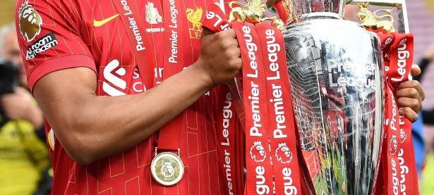 三亿体育体育下载-利物浦主力中场回归，球队实力提升