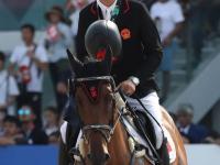 三亿体育体育网站-斯洛伐克选手突破障碍，获得马术铜牌的简单介绍