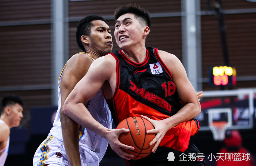 江苏队主场战胜北京，豪取两连胜