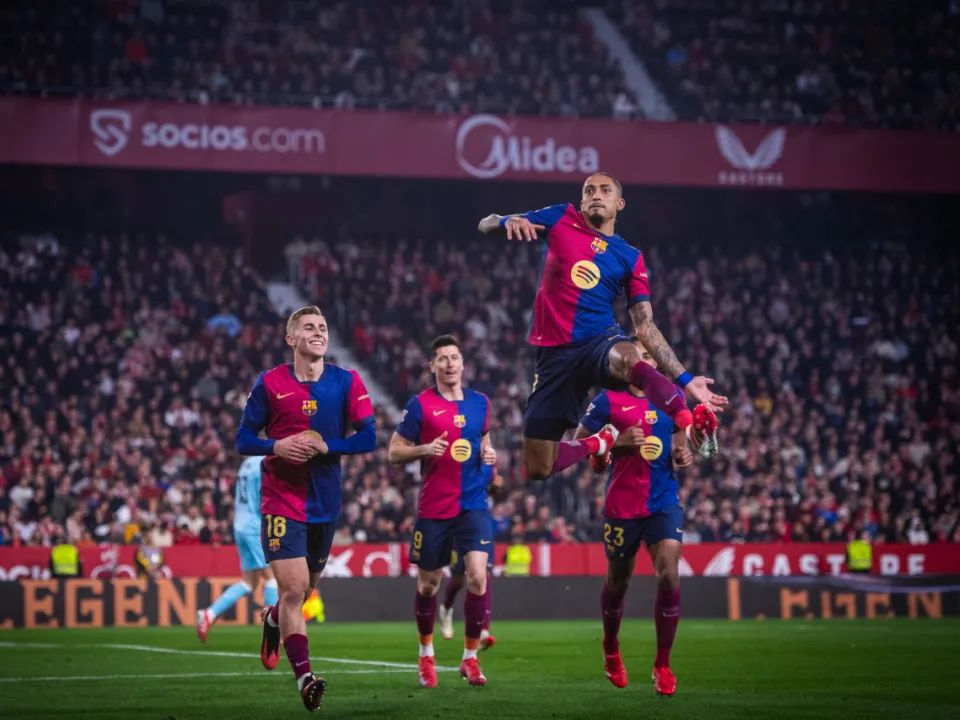 尤文图斯客场失利，巴塞罗那豪取胜利