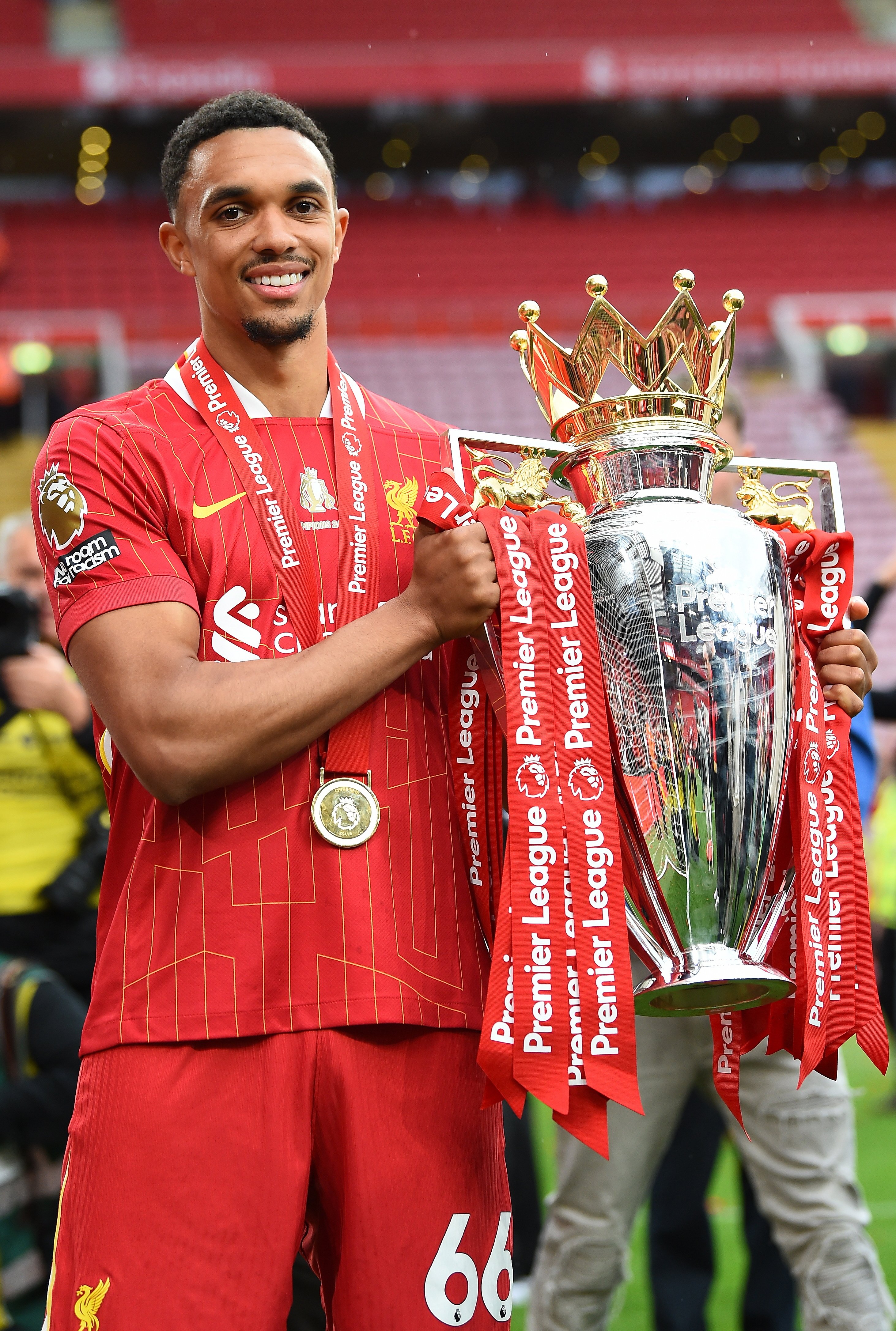 利物浦主力中场回归，球队实力提升