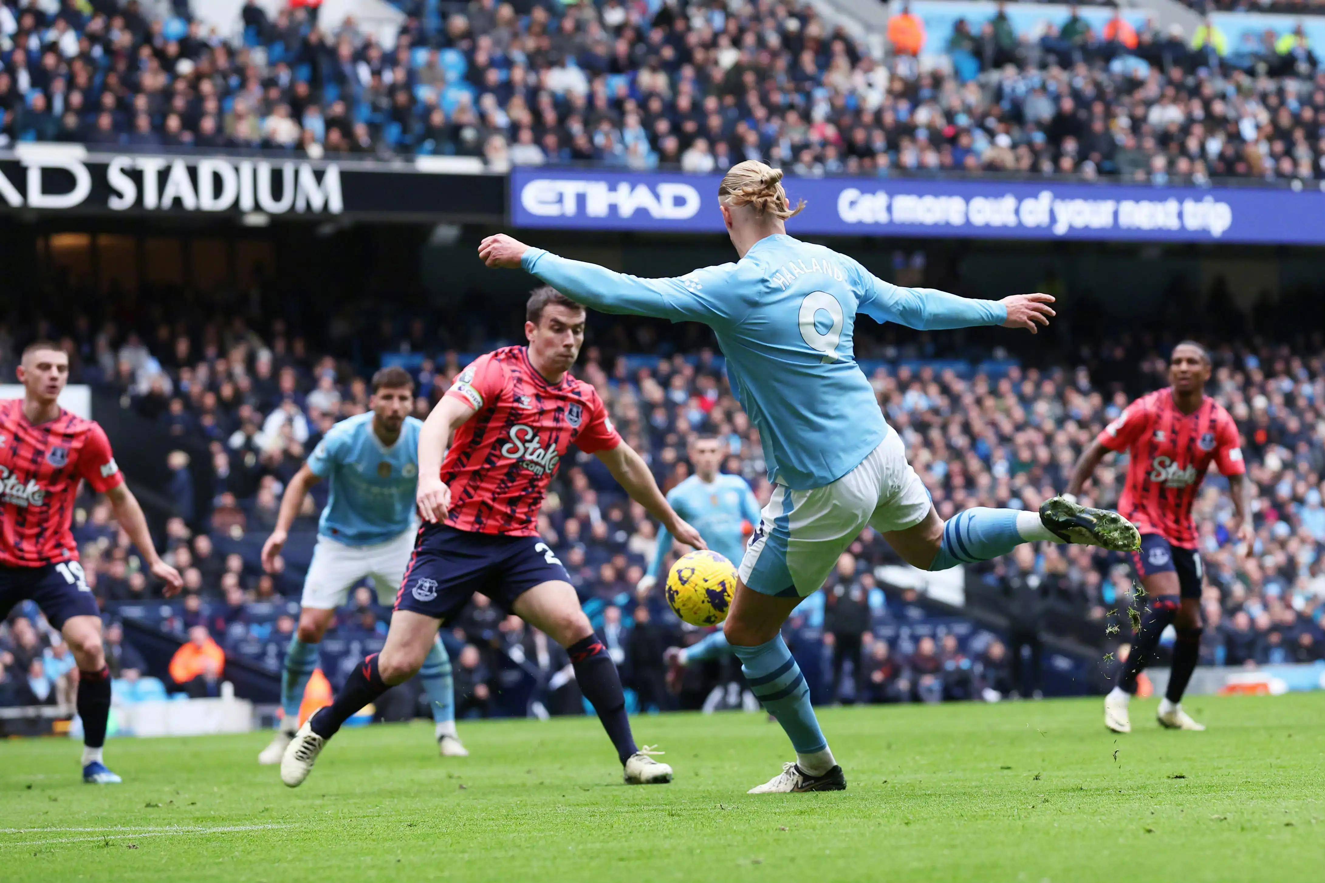 包含哈兰德独中两元,多特重返胜利的词条 包含哈兰德独中两元,多特重返胜利的词条