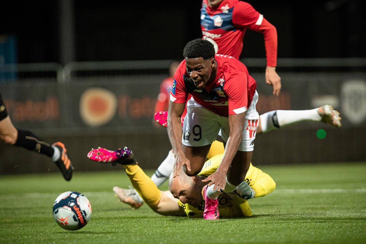 蒙彼利埃霸气取胜，法甲前十一片热火朝天的简单介绍