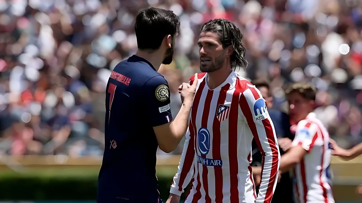 包含巴黎圣日耳曼连轰四球，大胜势不可挡的词条