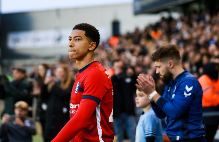 关于克罗托内击败帕多瓦，晋级下一轮的信息