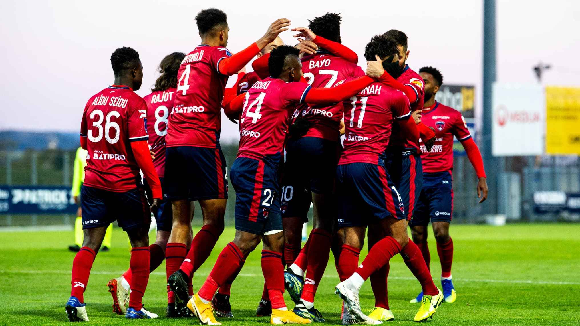 关于斯图加特主场大捷，取得赛季首胜壮志凌云的信息