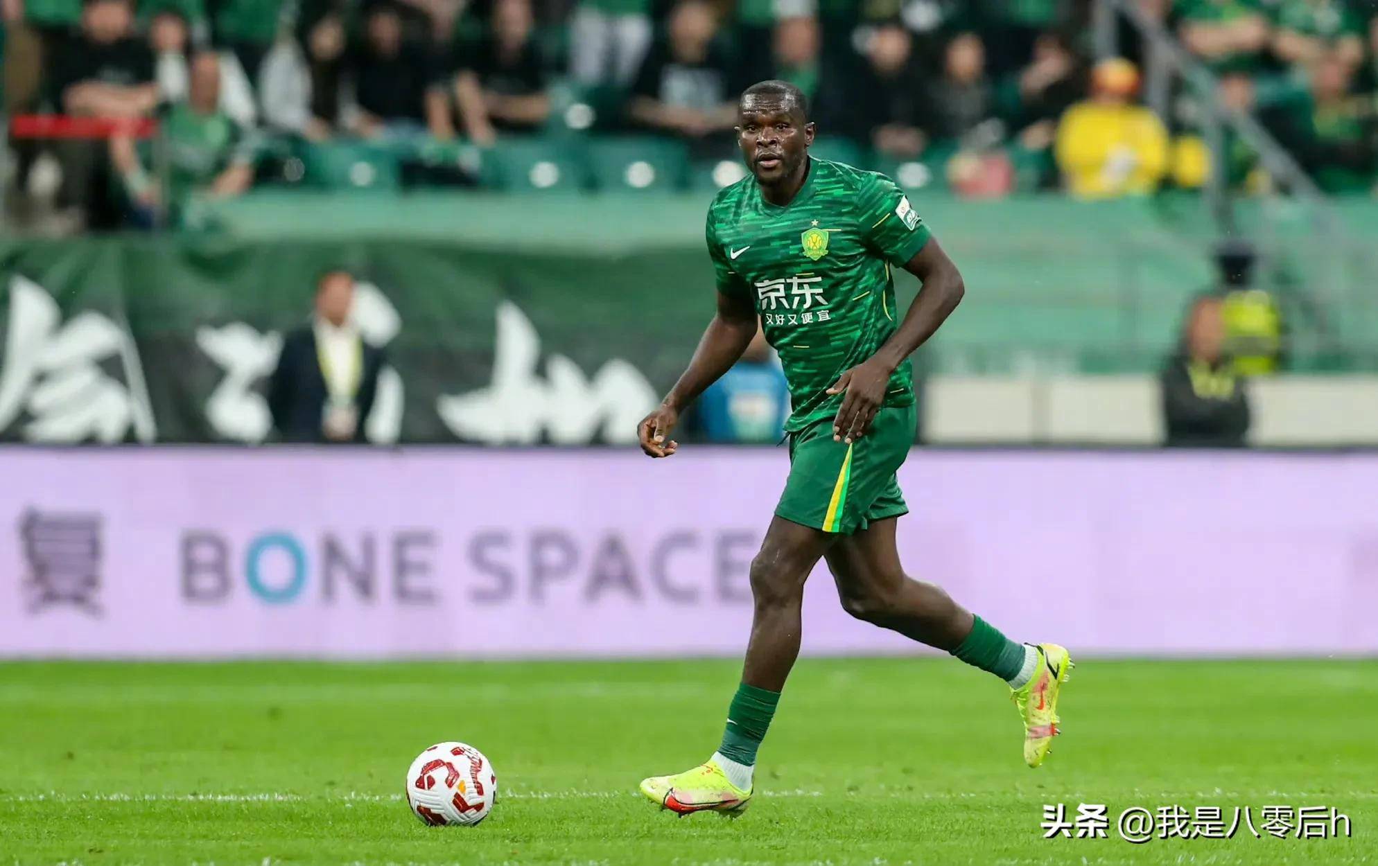 国安客场战平恒大，表现稳健保持不败