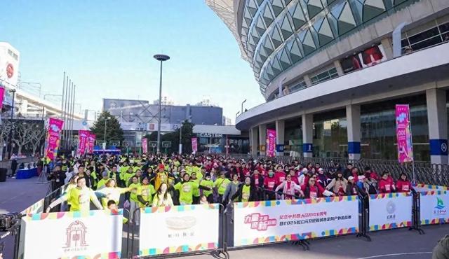 足球盛事热能开展,顶尖球星齐聚一堂的简单介绍 足球盛事热能开展,顶尖球星齐聚一堂的简单介绍