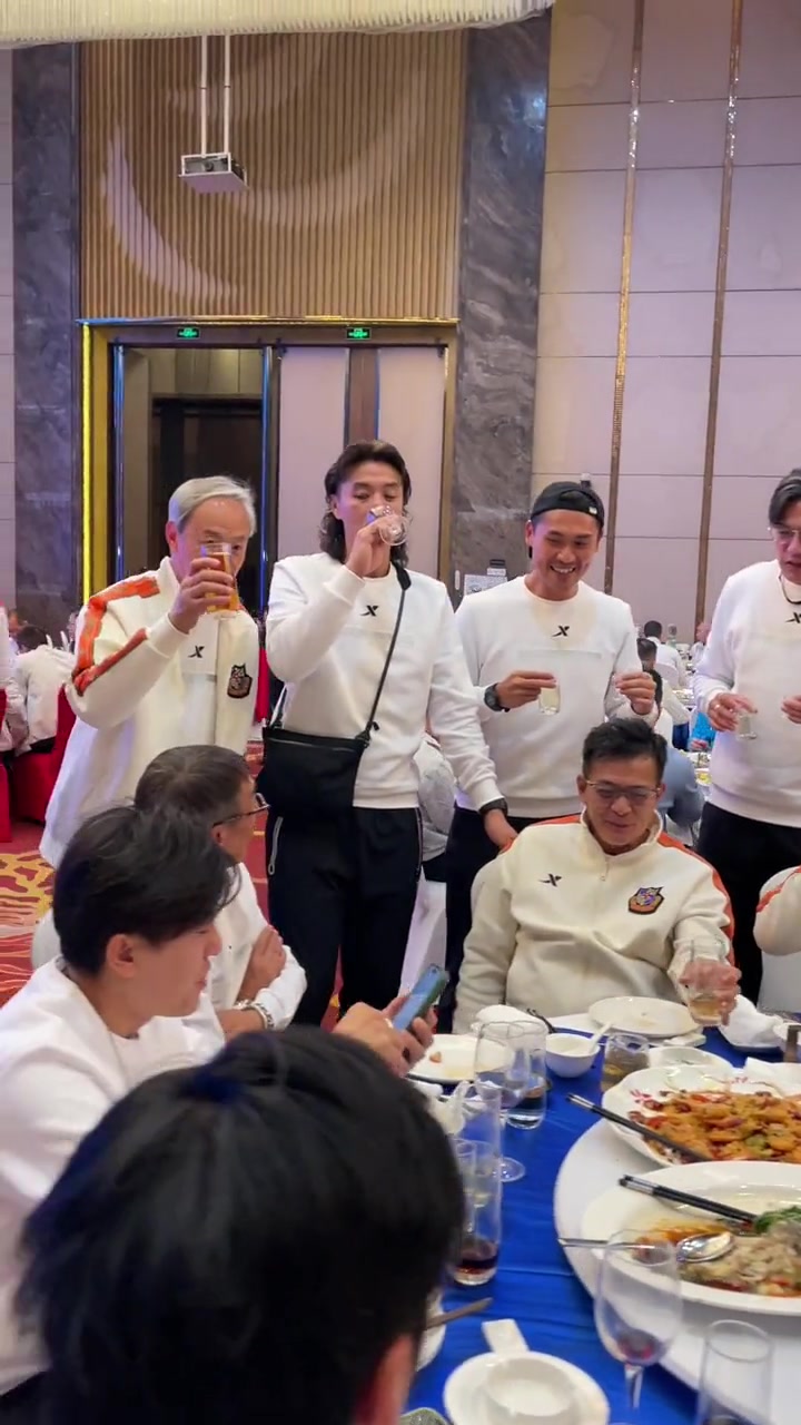 足球盛事热能开展,顶尖球星齐聚一堂的简单介绍 足球盛事热能开展,顶尖球星齐聚一堂的简单介绍