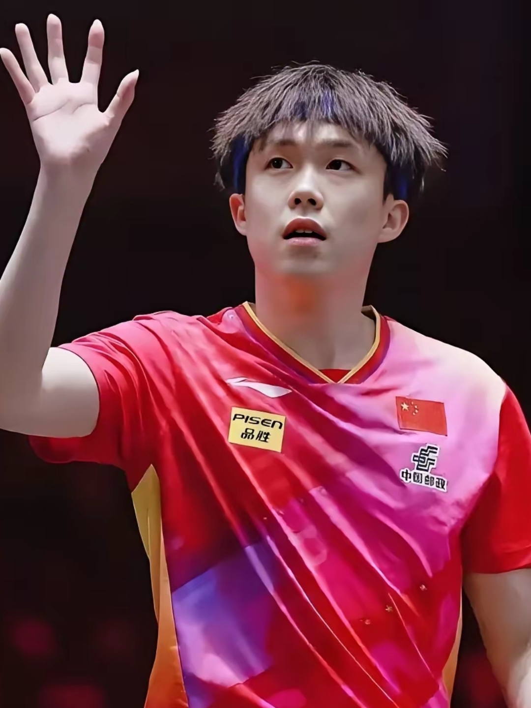 体育新秀震惊世界夺得冠军！