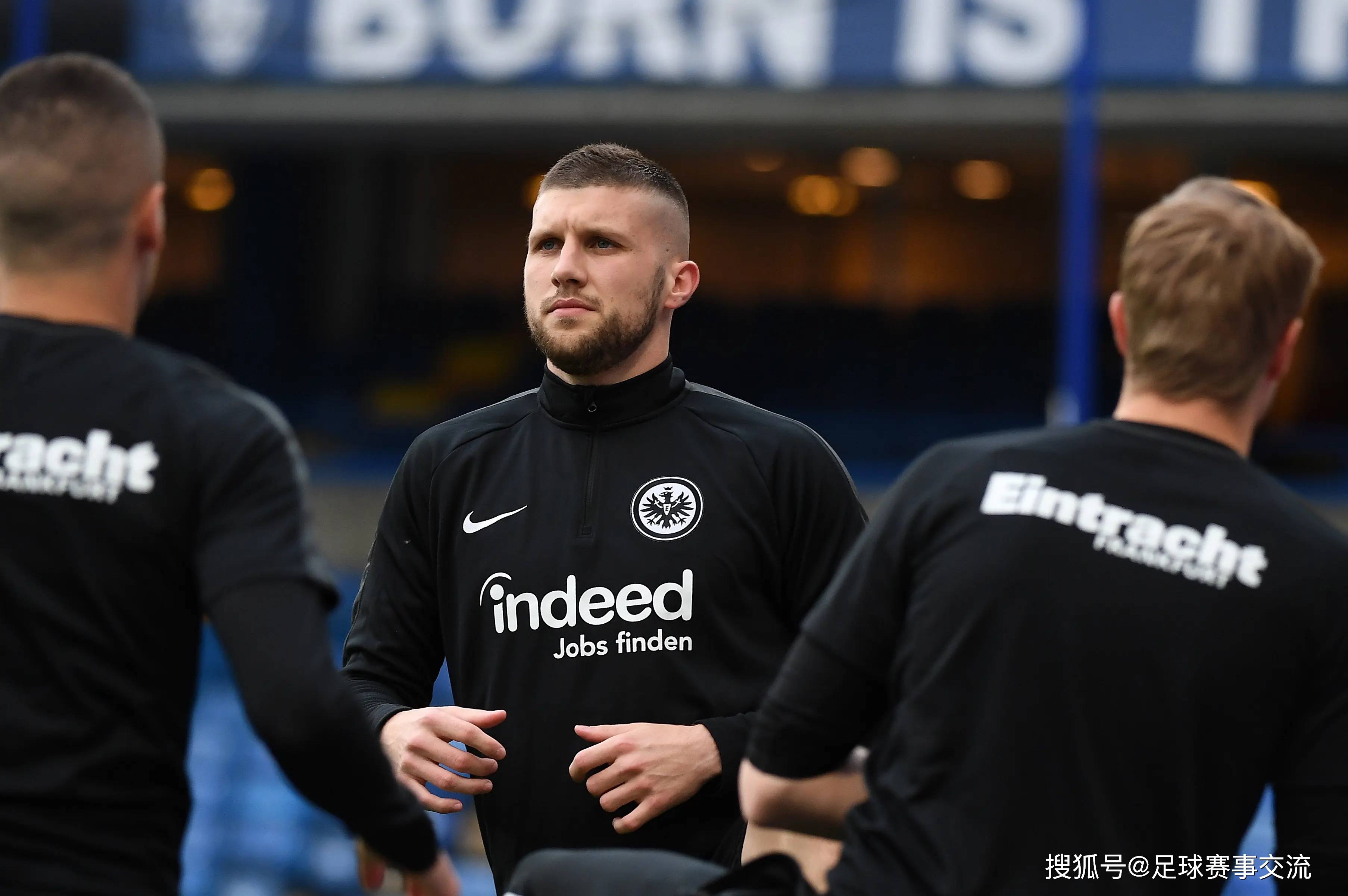 关于斯图加特主场告捷，连胜势头如虹的信息