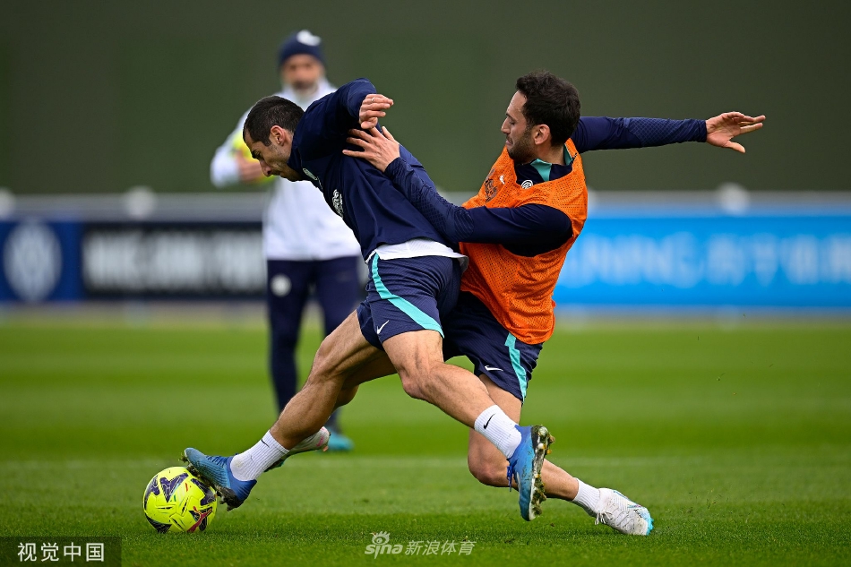 包含国际米兰全队备战，致力于提高整体战斗力的词条