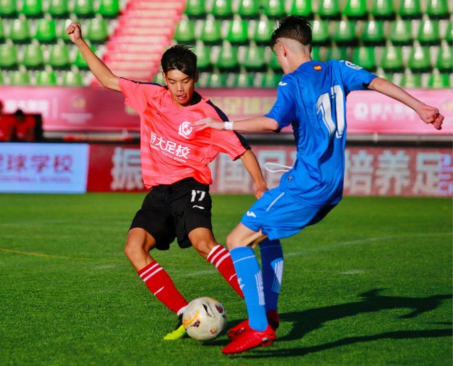 东南亚队众将出色，抢眼比赛中