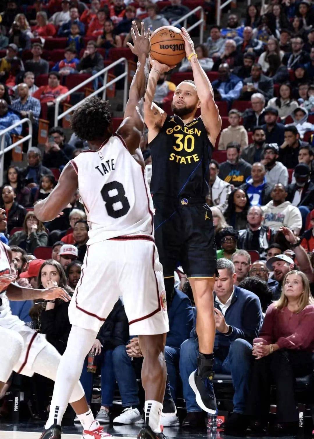 勇士再遭逆转,库里发威未能保护领先 勇士再遭逆转,库里发威未能保护领先