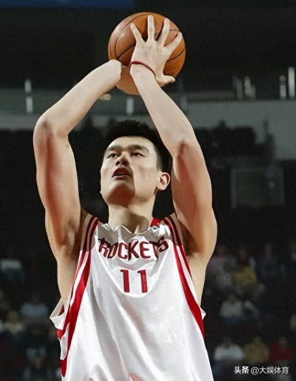 姚明受邀出席NBA全明星赛，受尊敬成为中国拳王